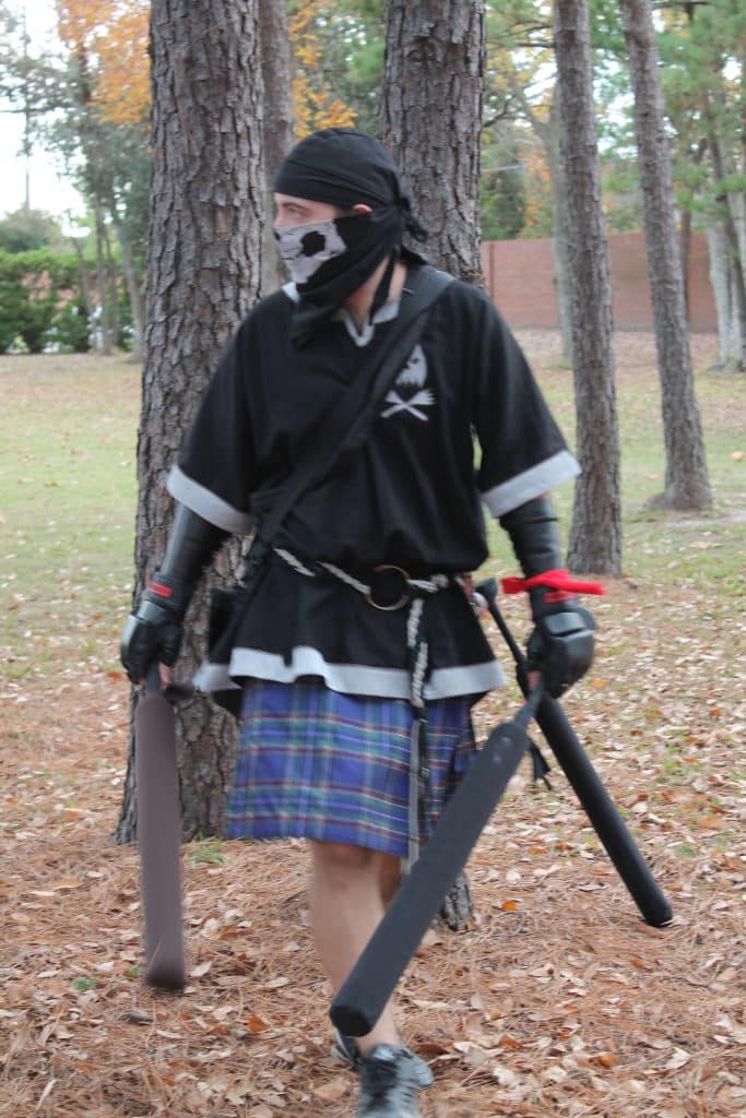 Sneaky assassin looks for a flanking opportunity.